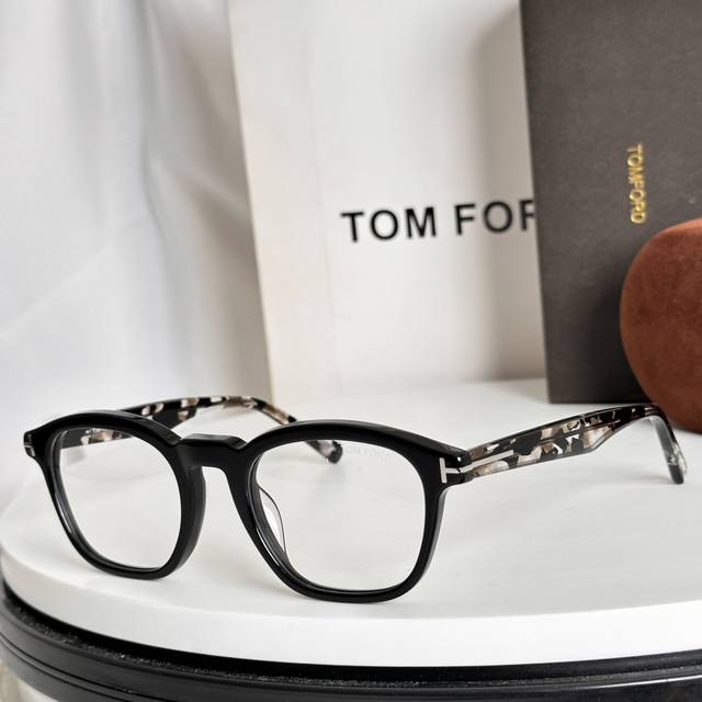 Tom For* Model：Ft6033Size：51口22-145