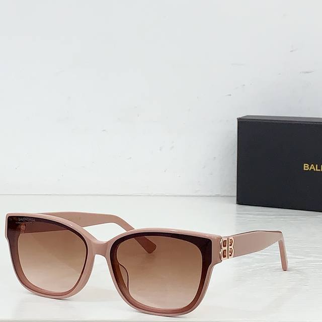 Balenciag*巴黎*世家Model：Bb0102Sasize：55口18-142