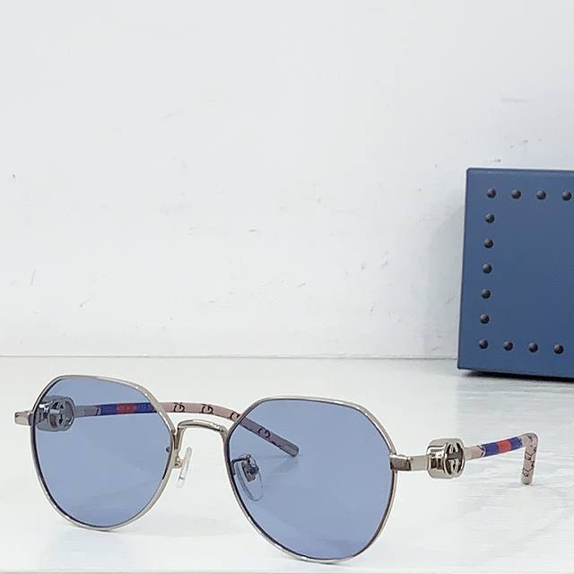 Gucc* Model：Gg2210S Size：53口19-145