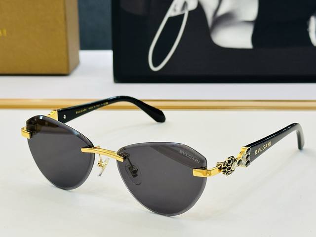 款 官网同售 宝格家 Bv1808 Size ：57口16-145 绝对要买品质非常完美 B出街必备