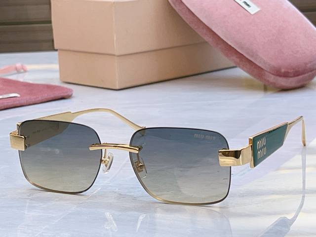 Miumi* 缪*缪新款太阳镜，Mod:Mu 1709Lv，Size:57口17-145