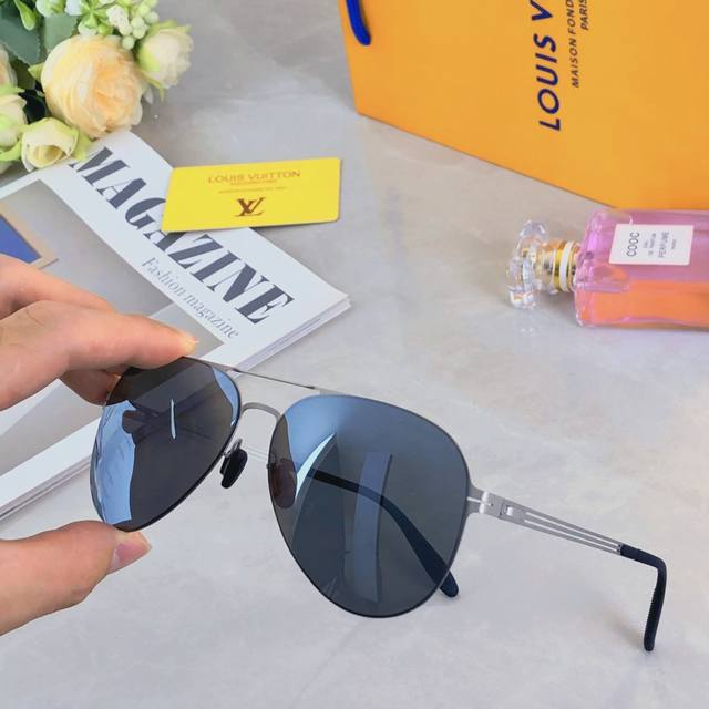 Louis Vuitto*轻薄尼龙偏光太阳镜无焊接不锈钢墨镜男款飞行员蛤蟆镜