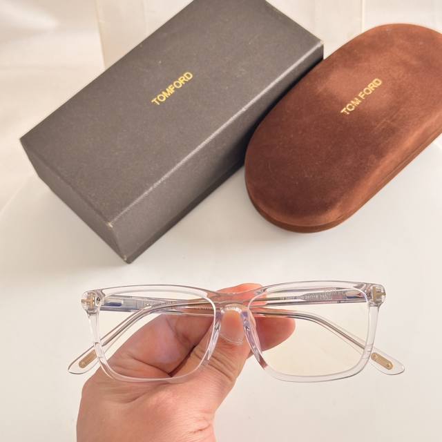 Tom For*Model：Tf5407Size：54口16-145