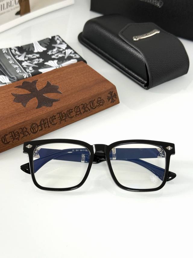 大方框瘦脸必备款 Chrome Heart 不随众 简单的朋克风格 Ch8164 Siz3:56-18-150