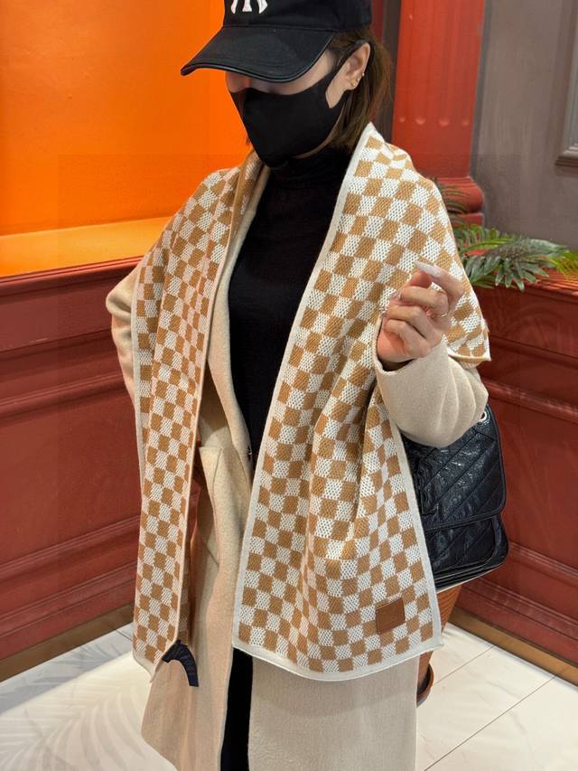 顶级原版 怒赞推荐高端男士款~超级无敌软糯的男士羊绒围巾L家Zg同步在售，这个价格P真的无敌超值！亲妈价格P回馈~买到绝对值L家非常正的男士围巾~面料大爱，双面