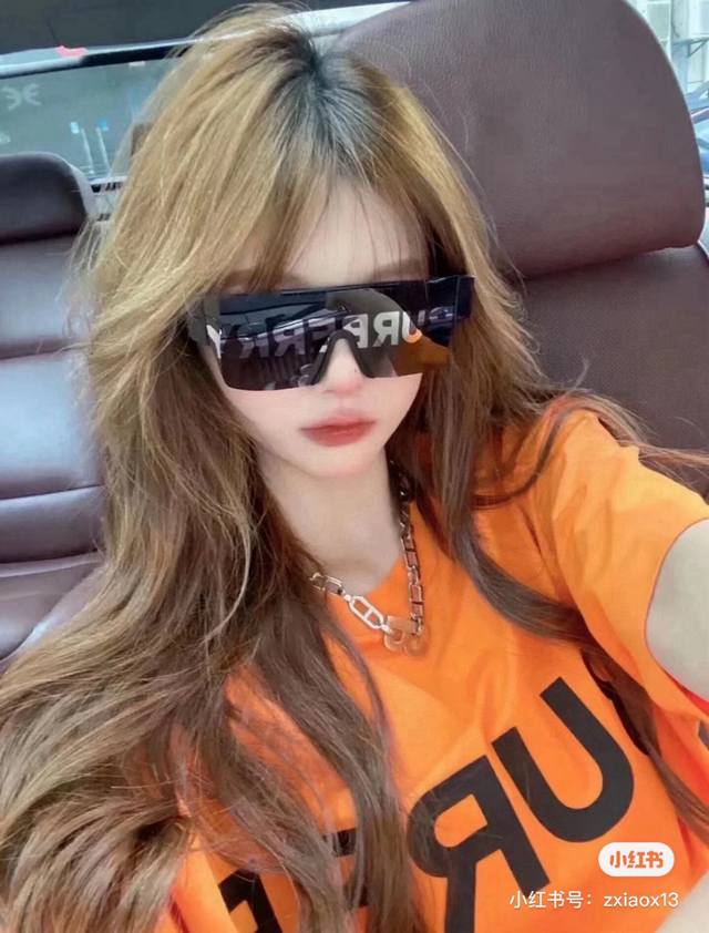 巴宝莉Burberry字母印花太阳眼镜4291 巴宝莉嘻哈墨镜护目镜Be4291一片式墨镜男女款太阳眼镜 #酷炫墨镜#Burberry 博柏利尺寸:99-0-1