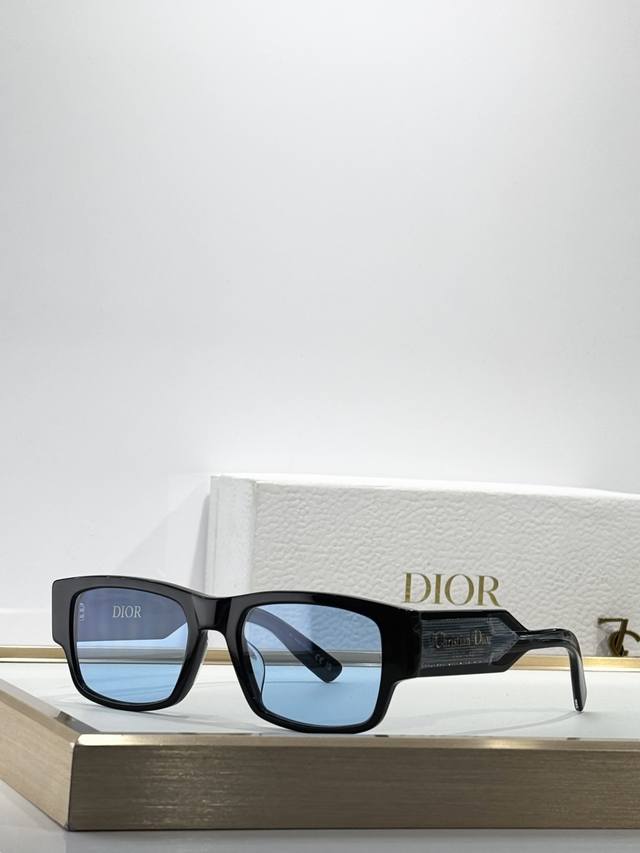 Dior Mod：Christian Dior Labei S1I Size：54口19 145
