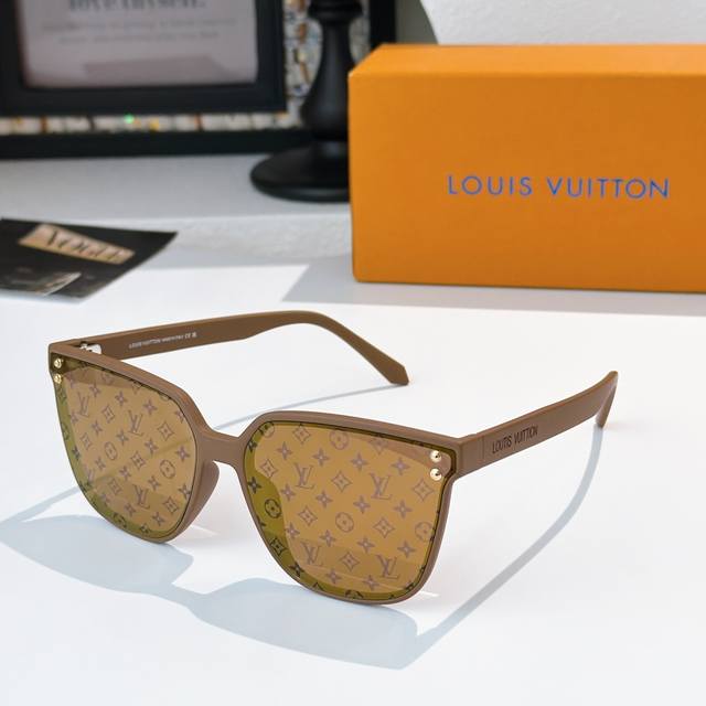 Louis Vuitto* Model：Z2975W Size：63口17-145