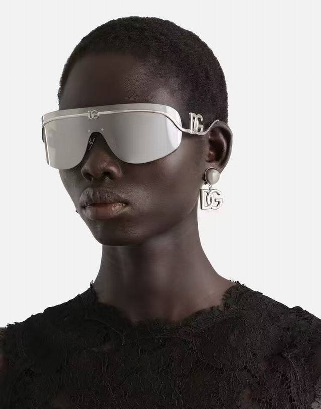 David Beckha*Model：Db2320Size：143口0-120