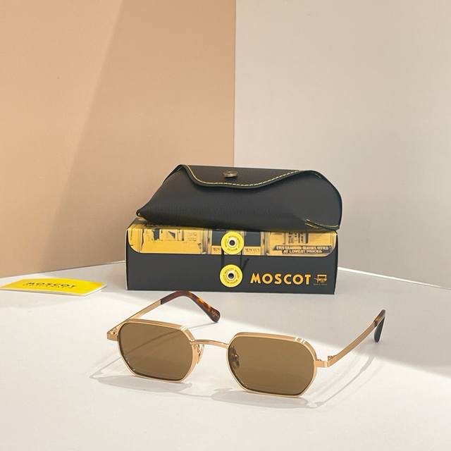 Moscotmodel: Shmoozsize:48口20-140