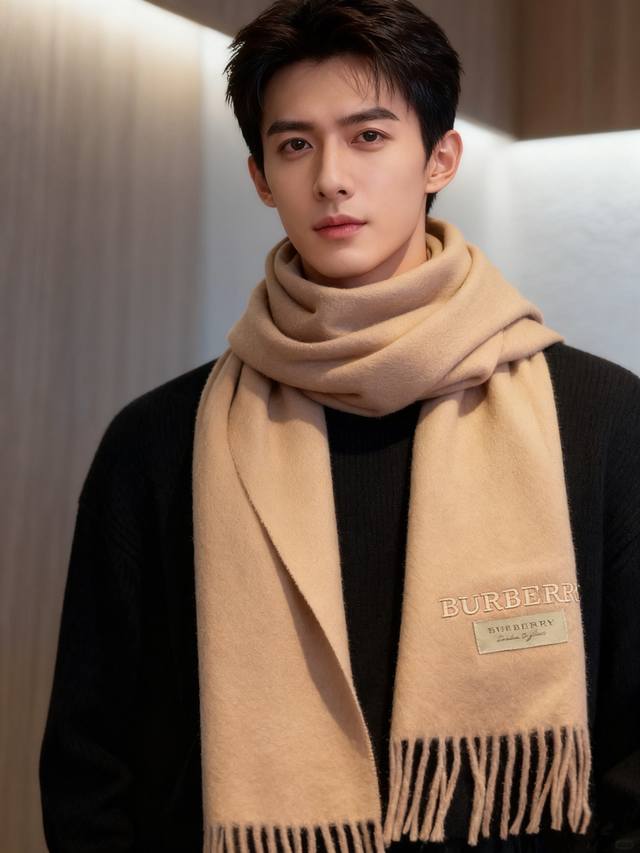 巴宝莉Burberry字母专柜款 顶级出口尾单刺绣货不多，下手一定要快，真心美的让人非常非常心动 上身效果简直美翻了 品质非常完美 送男女朋友的绝佳礼品尺寸：3