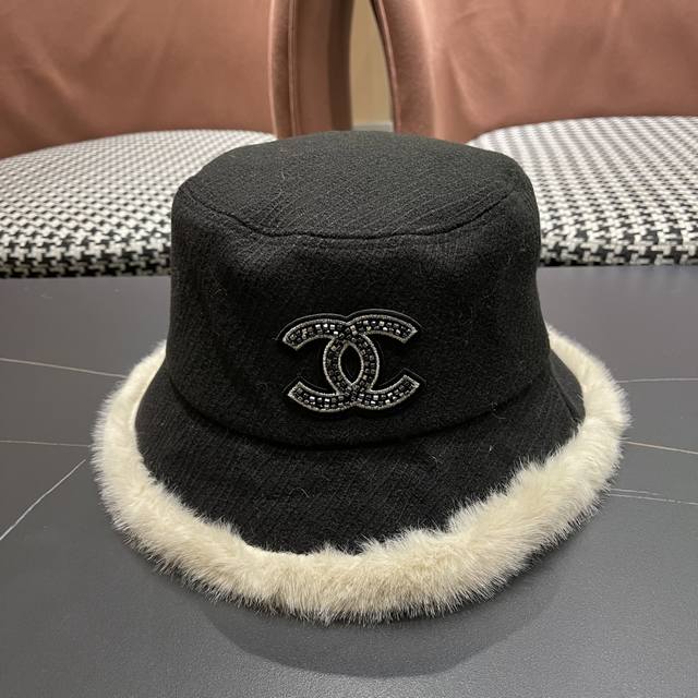 香奈儿Chanel 新款韩版毛绒渔夫帽女秋冬百搭高级感保暖加绒加厚防寒护耳帽盆帽