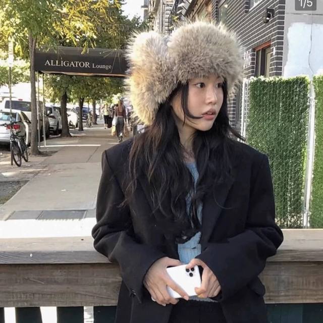 Moncler蒙口 韩代纯色简约灯芯绒毛感加厚加绒保 暖雷锋帽飞行骑兵帽护耳冬男女