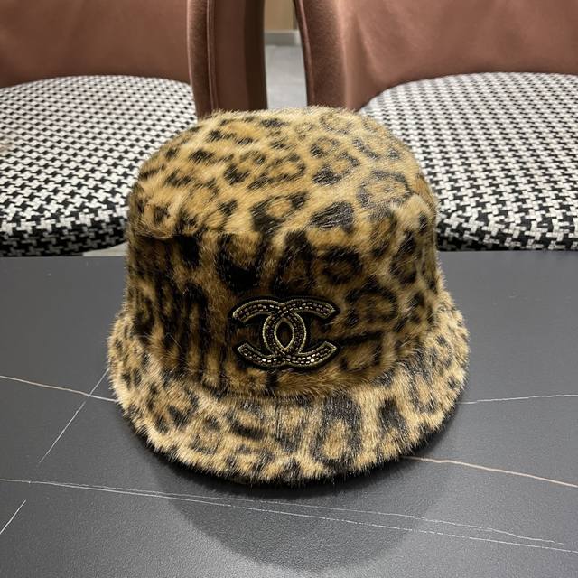 香奈儿Chanel 韩版豹纹毛绒帽子女秋冬天新款渔夫 帽保暖加厚帽复古气质水桶帽潮