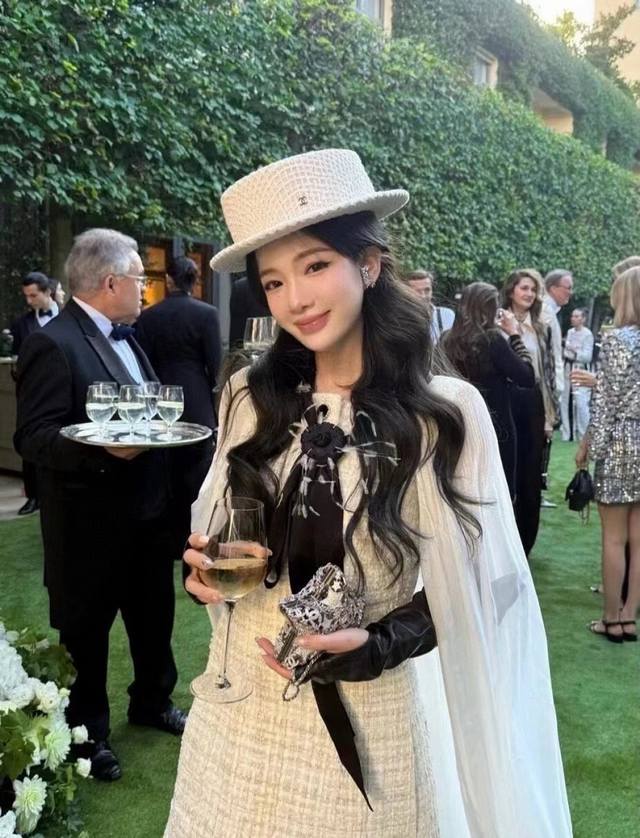 Chanel香奈儿经典名媛风平顶礼帽，头围57Cm