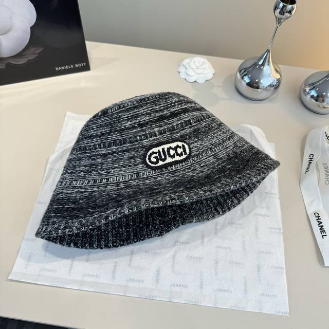 Gucci古奇新款毛毛混色渔夫帽，秋冬必备，百搭款，头围57Cm