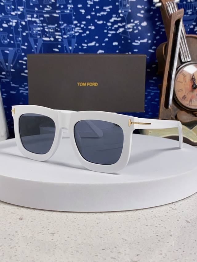 Tomford汤姆福特 2025大框潮流墨镜女高级感显脸小海边防晒防紫外线太阳镜 男女通用