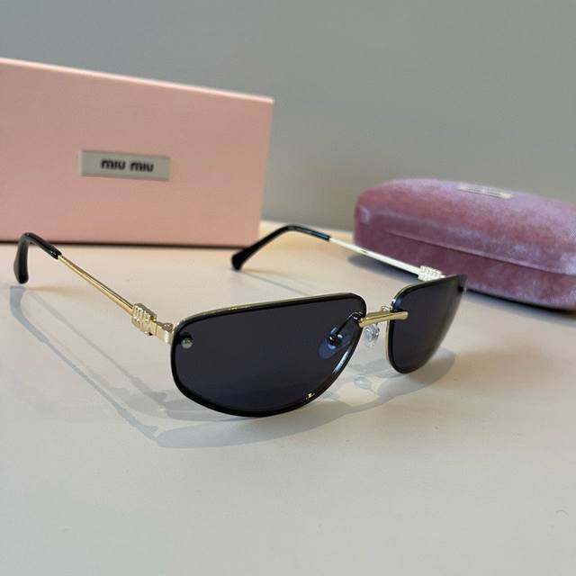 Miumiu缪缪25年欧洲站新款高端个性太阳墨镜