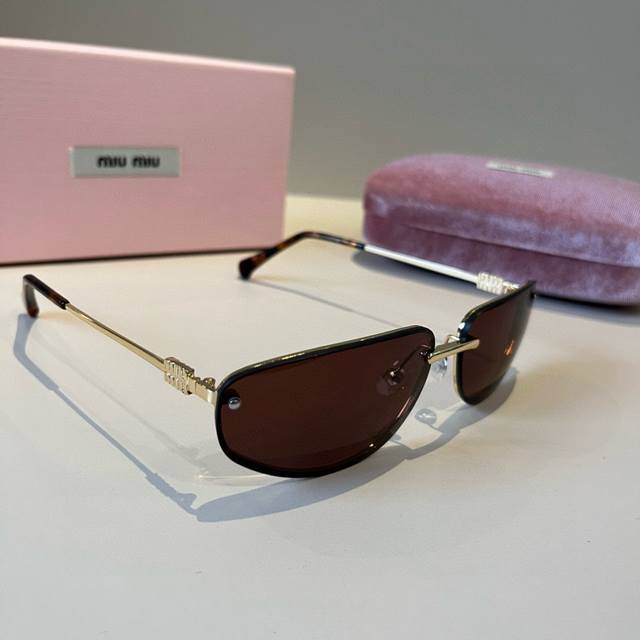 Miumiu缪缪25年欧洲站新款高端个性太阳墨镜