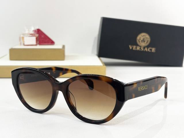 Versace Moe：Ve4495 Dsize：56口17 140