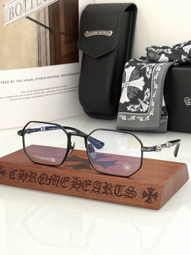 重工打造款手工钛架 Chrome Heart新款 每一个细节都透露出精湛的工艺顶级品质 原版绝对不能错过的单品Ch8303 Size:54-20-147