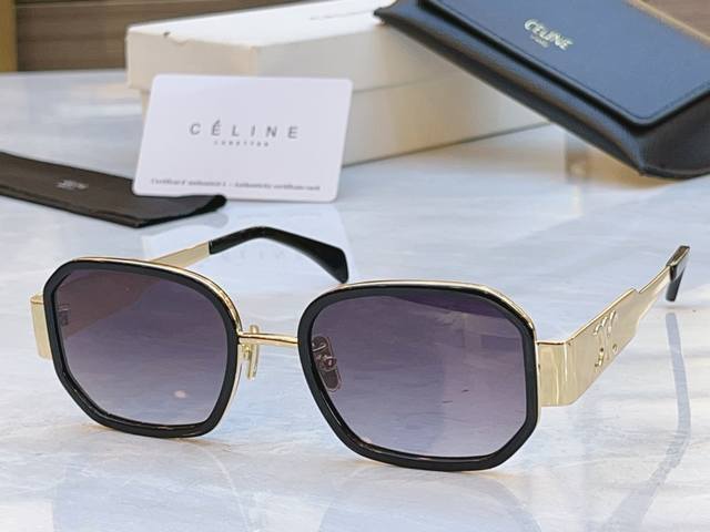 Celin* 赛*琳新款太阳镜， Model:Cl40332F ，Size: 52口22-145