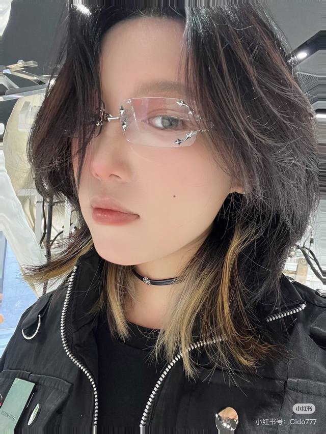 Gentle Monste*Model：Mosnsize：61口16-129