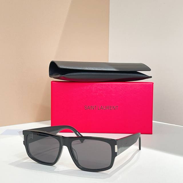 Saint Lauren*Model：Sl 689Size：59口19-140