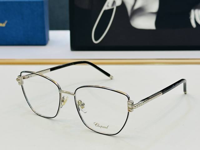 原版 Chopard肖邦 Model: Vchl98 Size：55口18-142 以现代时尚的设计风格 H配光架