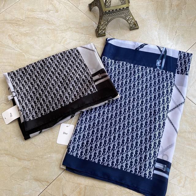 新款上市新款新丝缎长巾真心美的让人心动 上身效果简直美翻了 品质非常完美 整个丝巾给人大牌丝巾气场的同时又非常精致，绝对值得入手的新款精致女人名媛气质者，上非常