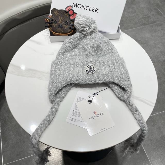 蒙口Moncler盟可睐卡蒙系带针织帽子女2025新款时尚百搭防风防寒保暖显脸小毛线帽