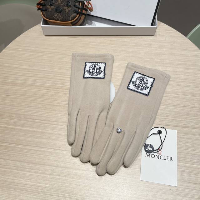 Moncler秋冬季手套女加厚户外骑行电车开车防风防寒触屏保暖冬天毛绒手套