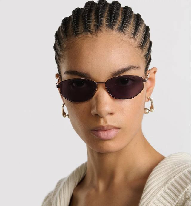 Dior迪奥 2025新款墨镜时尚金属Cd字母Logo藤格纹椭圆框太阳镜Cannage B1U