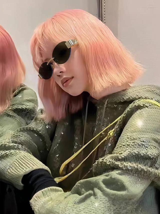 Celine赛琳 2025新款太阳眼镜凯旋门Lisa同款女老钱风复古 金属椭圆形式