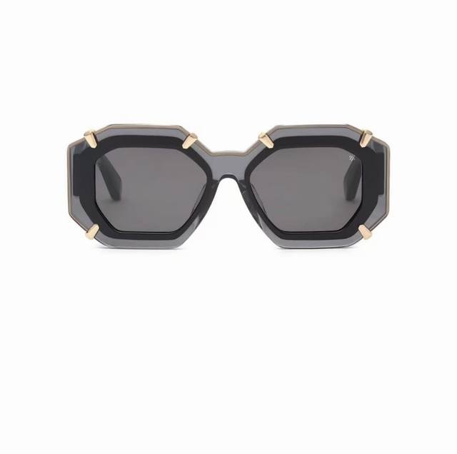 Philipp Pleinmodel:Sp Vsize:52口18-140