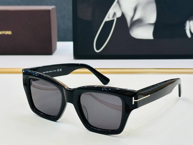 款 Tom Ford汤姆家 Model: Ft1154 Size：50口22-145 C 时尚潮流