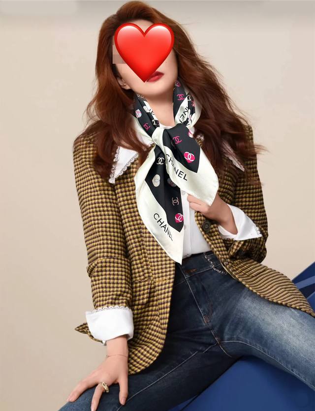 上新小香2025 蝴蝶结 春夏季新款，太美了 买到都说好下手一定要快高端 大爱女人尤物 货极少 四季都可以用真心美的让人非常非常心动 上身效果简直美翻了 品质非