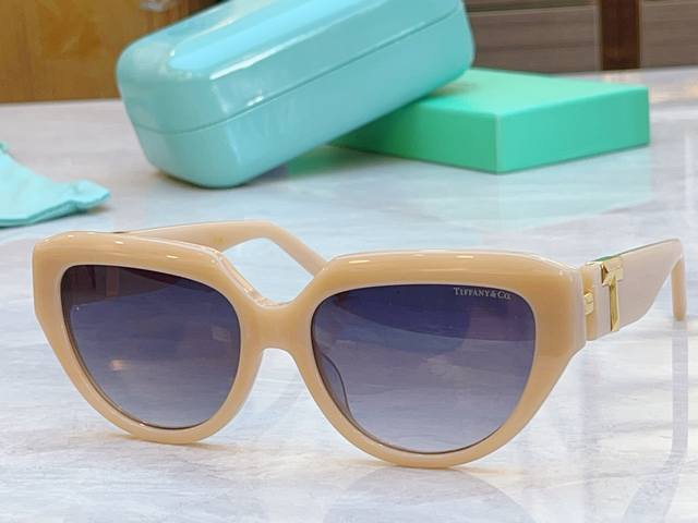 Tiffany & Co. 蒂芙*尼新款太阳镜，Mod：Tf4238U，Size：57口18-143