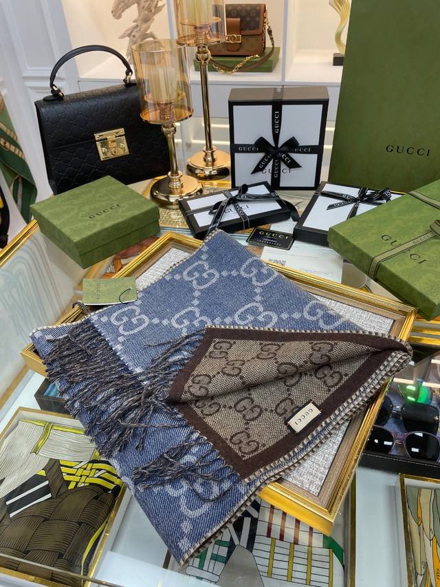 重磅极品贸易公司渠道货重磅家属福利少之又少的通用款里，这个算流弊的。在G专柜N次见到我们的品质真的绝了，还是之前那个牛逼的渠道被Qc“潜规则”的Gucci最最经