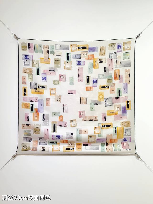 Scc2504 18姆米双面 90X90Cm斜纹真丝 香奈儿