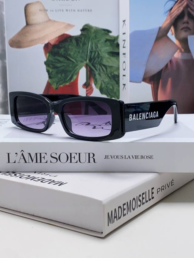Balenciaga巴黎世家 2025爆款春夏新款未来感墨镜太阳镜运动时尚简约风格 男女通用
