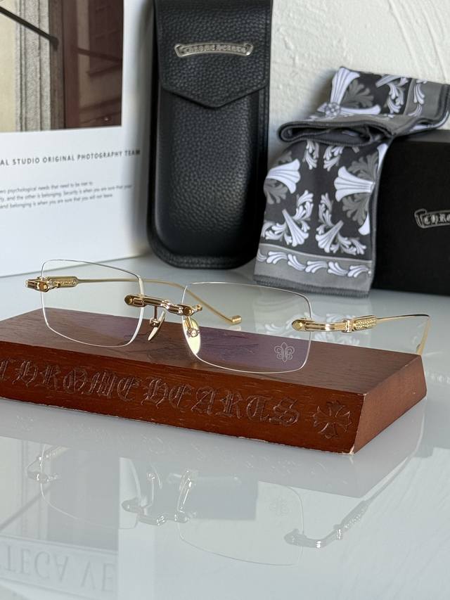 方片型 重磅推荐新款上架啦 Chrome Heart 原版定制 SoFfers Ii Size:54-21-150