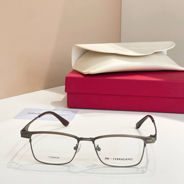 999.9Xsalvatore Ferragam* 菲*拉格慕 Model：Sf9010 Size：53口17-139钛～～～高版本～～
