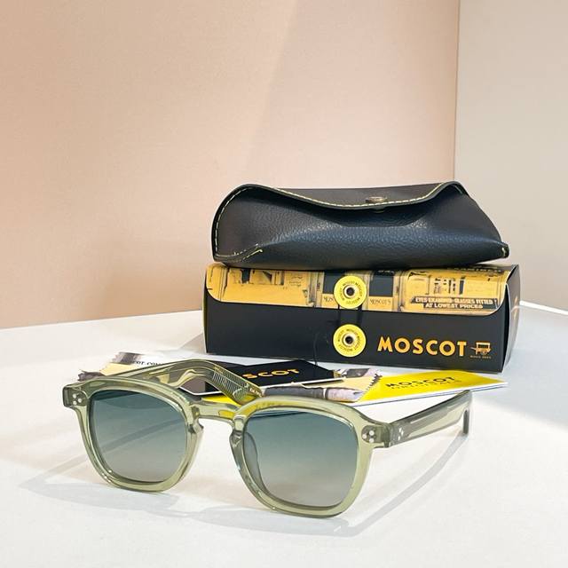 Moscotmodel: Momzasize:46口23-145新颜色~~ ，挂片款