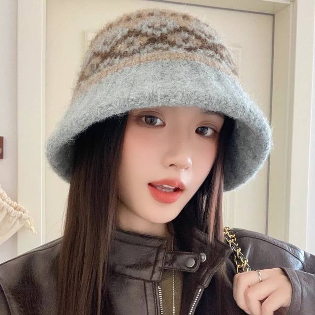 普拉达prada 针织保暖帽费尔岛风护耳毛线帽女2025新款秋冬季帽子大头围显脸小