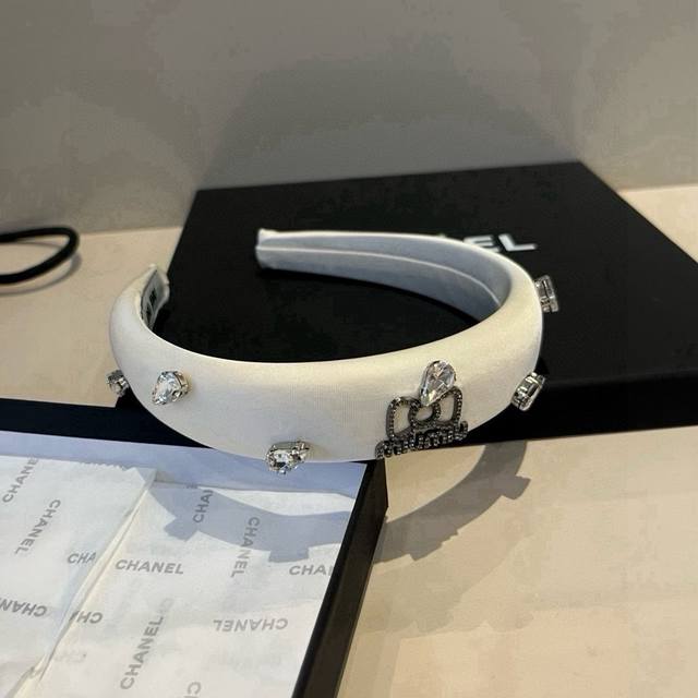 Miumiu缪缪新款发箍