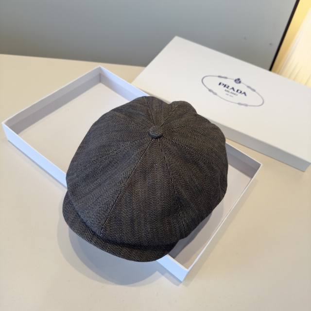 普拉达新款鸭舌前进帽，头围58Cm