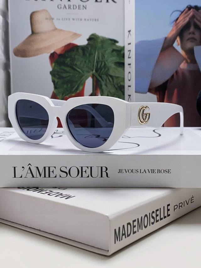 Gucci古奇 2025新款男女款前卫墨镜大宽镜腿防紫外线时尚太阳眼镜Gg1421S