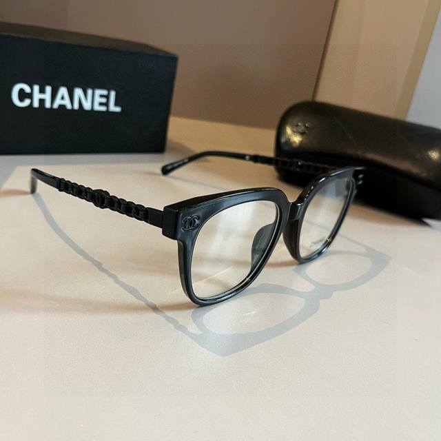 Chanel 官方早春新款，众多明星同款。新款大框墨镜 ，宝丽来超清太阳镜 光学镜