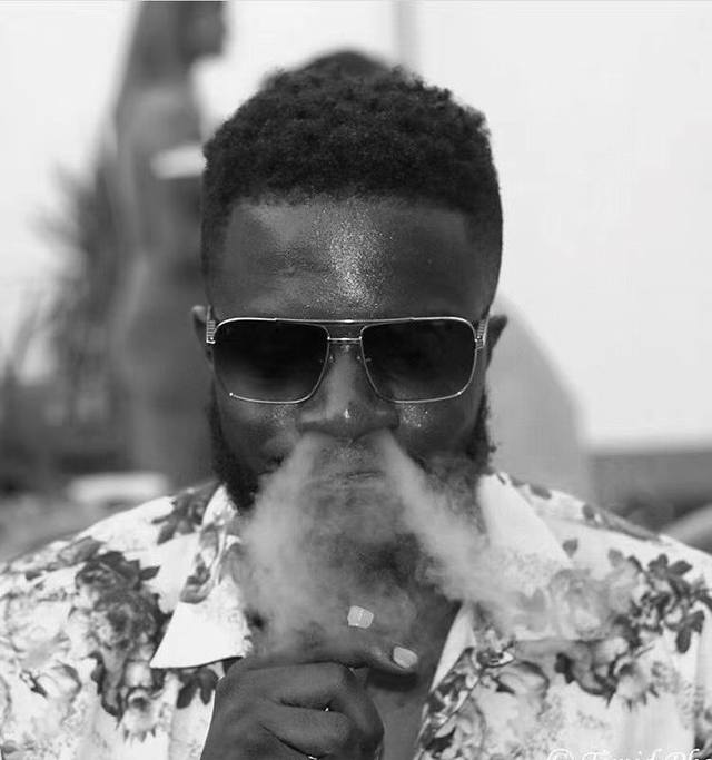 Gucci 高品质男女款墨镜 进口宝丽来偏光镜片 开车钓鱼都可 百搭显瘦墨镜韩版男士飞行员大框司机开车防紫外线太阳镜 型号：G080664